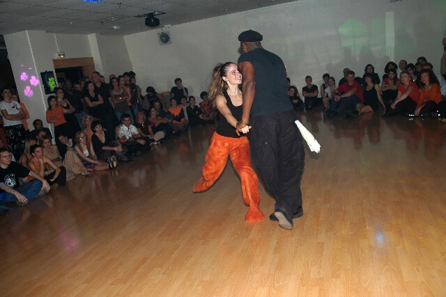 min 2005 10 31 agora 274